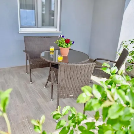 Ground Floor With Spacious Backyard