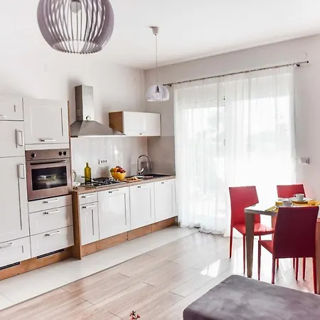 Gasthuis Ground Floor With Spacious Backyard
